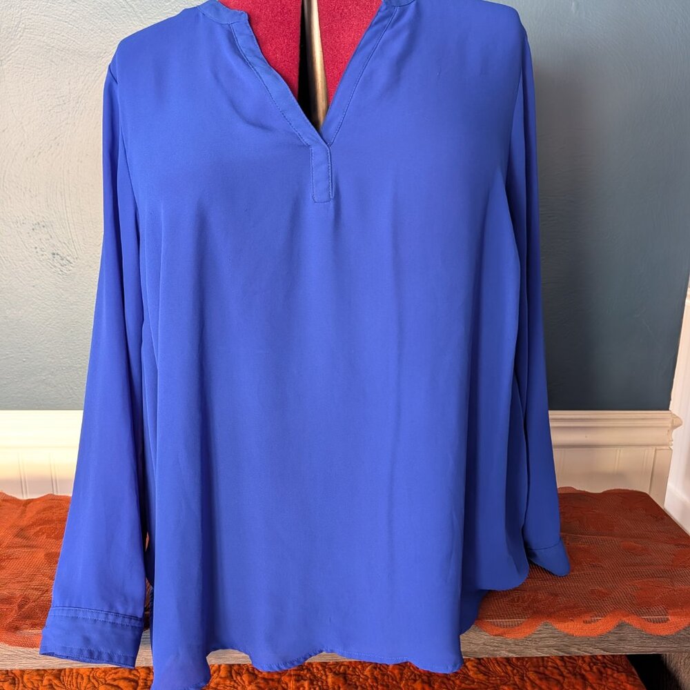 Torrid size 3 dress shirt